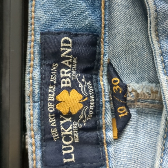 Jeans - Picture 2 of 6